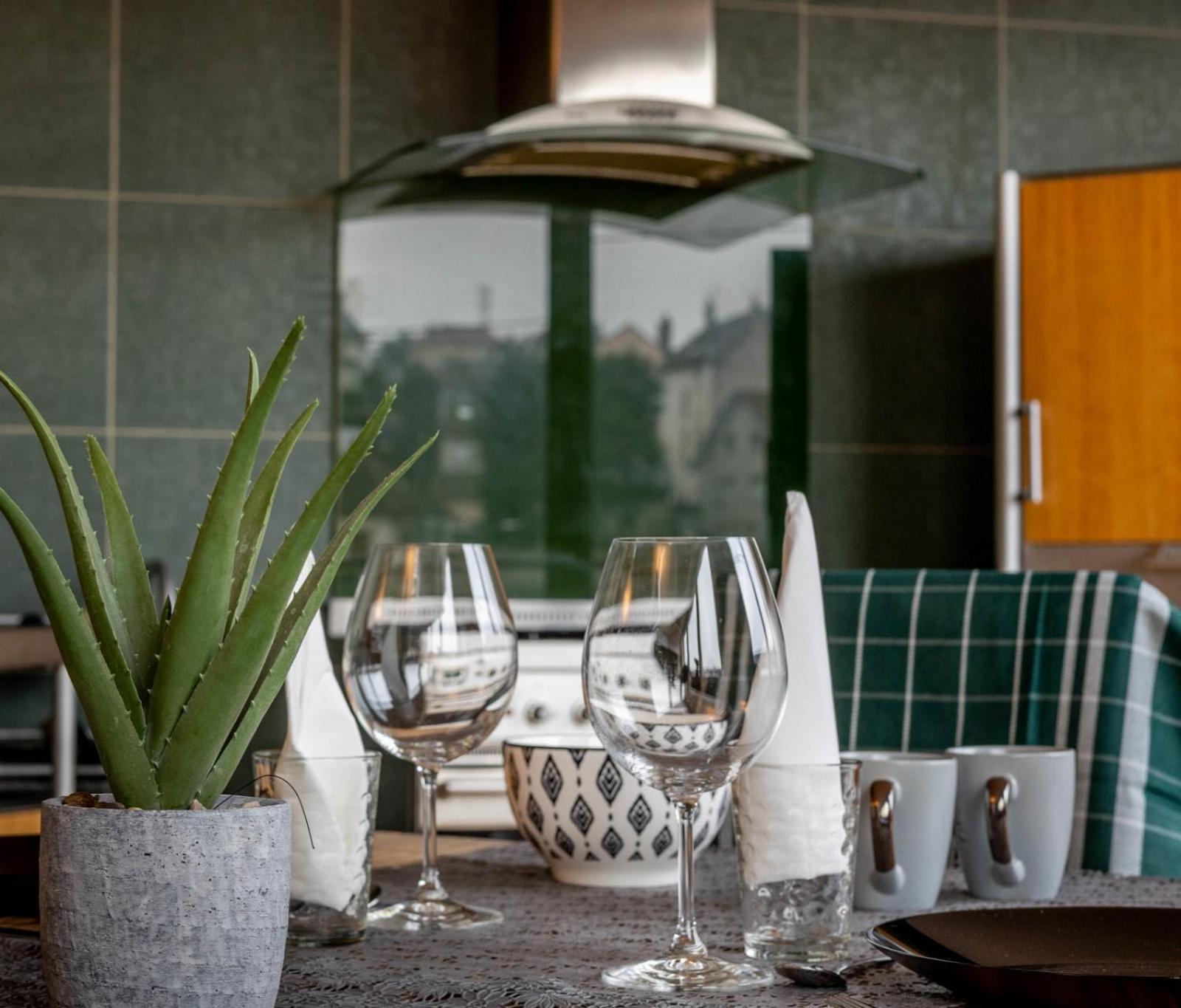 Epinal, Centre / Gare Apartment ภายนอก รูปภาพ